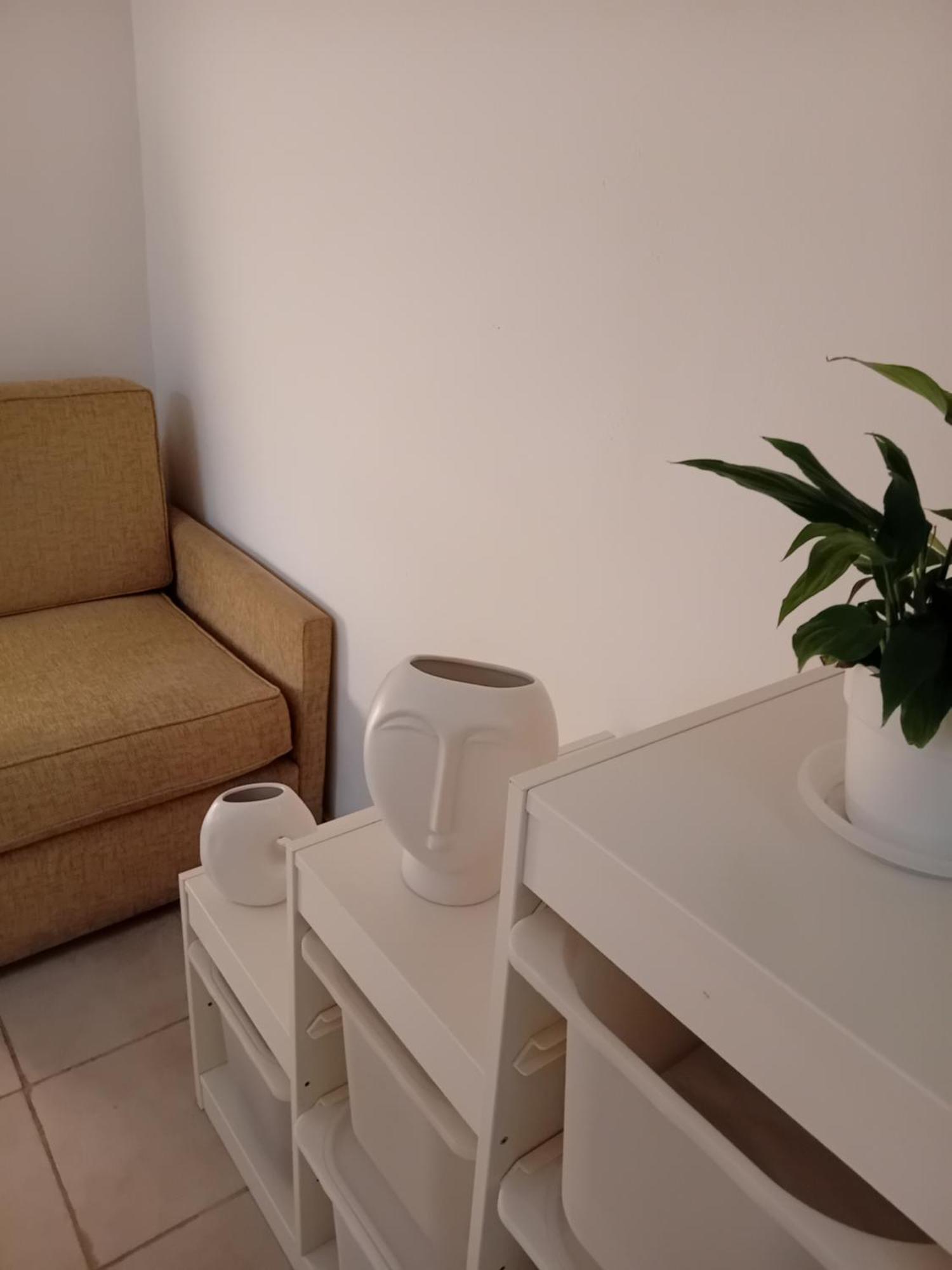 Vestige Basement Apartment アテネ エクステリア 写真