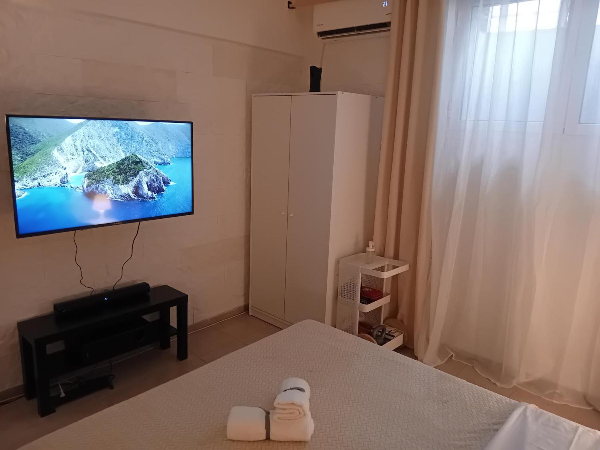 Vestige Basement Apartment アテネ エクステリア 写真